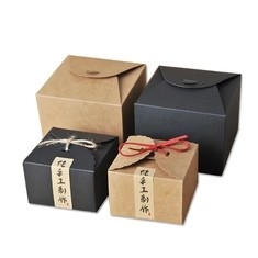 جعبه بسته بندی هدیه 200 گرمی تا 1200 گرمی مقوایی جعبه های کاغذی چاپ PMS 9x9x6